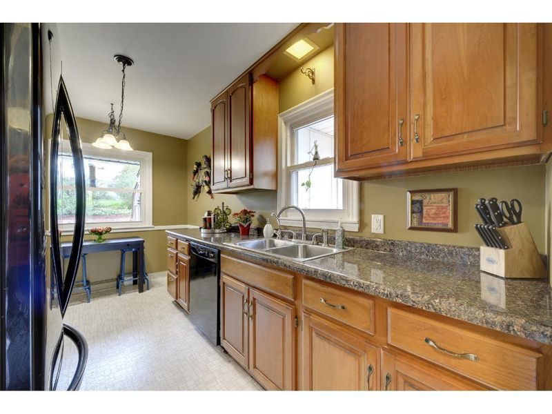 1344 Jordan Ave S, Saint Louis Park, MN 55426