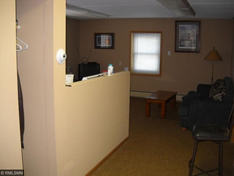 2516 4th Ave N, Anoka, MN 55303