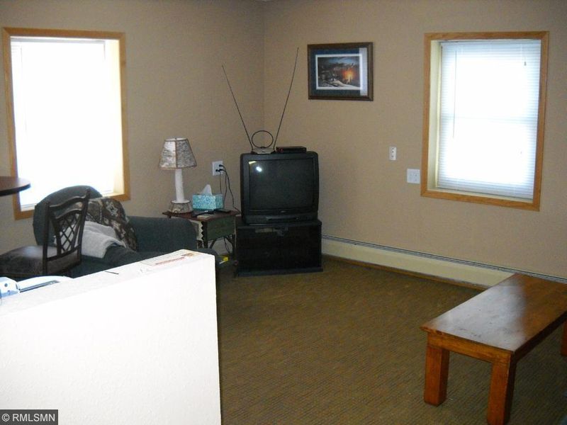 2516 4th Ave N, Anoka, MN 55303