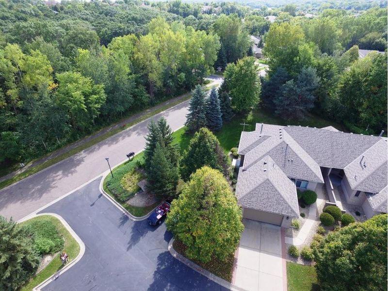 8765 Hunters Way, Apple Valley, MN 55124