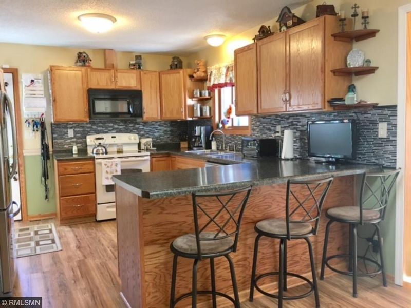 4463 Cedar Scenic Rd, Baxter, MN 56425