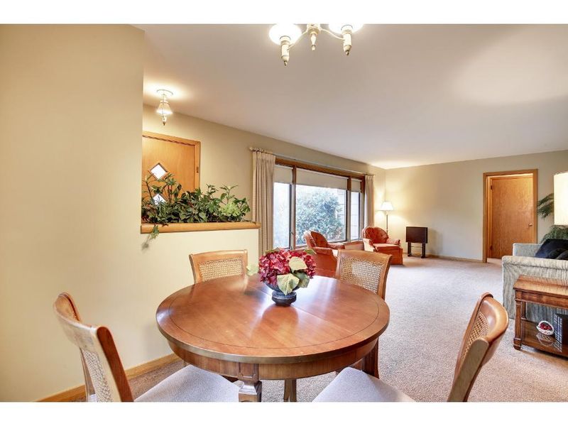 1030 Saint Paul Ave, Saint Paul, MN 55116