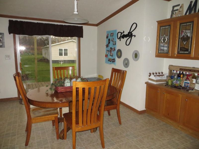 312 S 4th St, Henderson, MN 56044