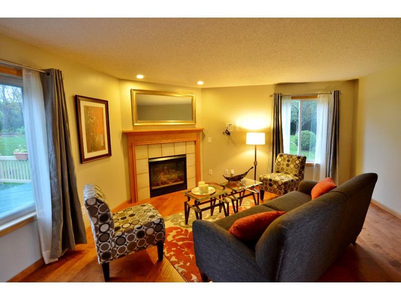 3772 Brown Bear Trl, Eagan, MN 55122