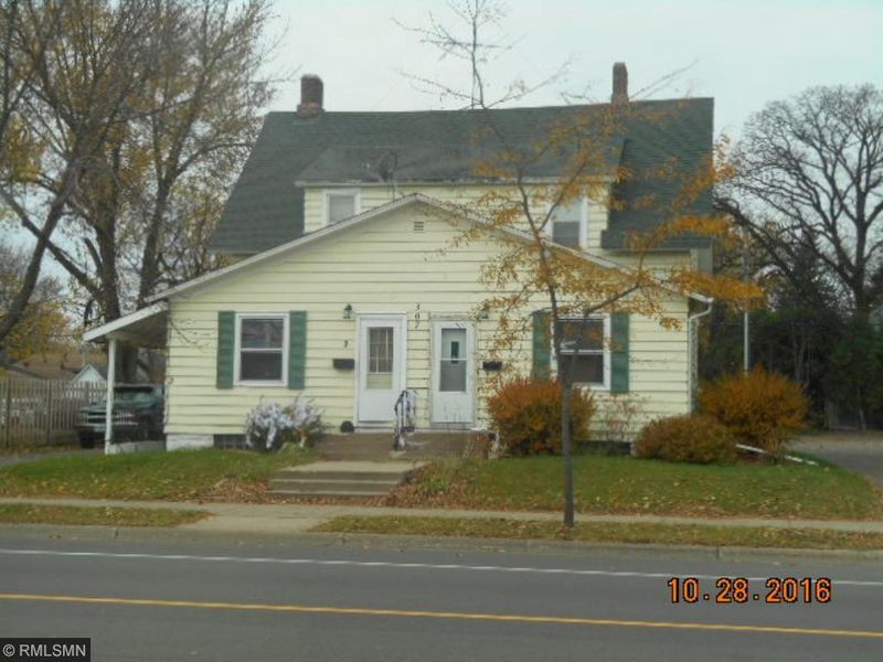 307 S Rum River Dr, Princeton, MN 55371