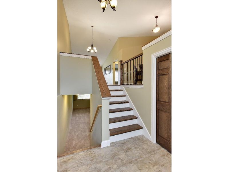 9820 Zinnia Ln N, Maple Grove, MN 55369
