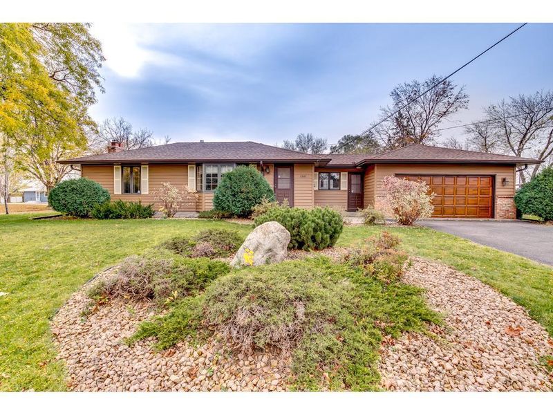 6343 Colfax Ave N, Brooklyn Center, MN 55430