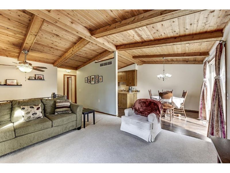 14670 Embry Pa, Apple Valley, MN 55124