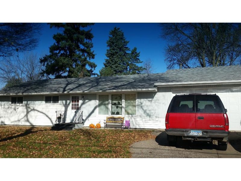 2287 County Road E E, White Bear Lake, MN 55110