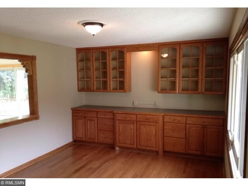 16159 Valley Dr NW, Andover, MN 55304