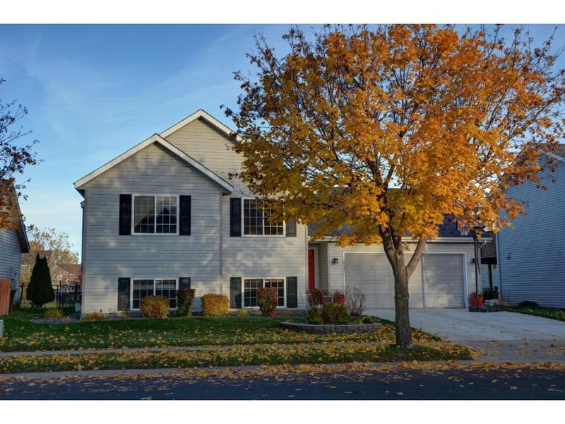 611 11th St, Farmington, MN 55024