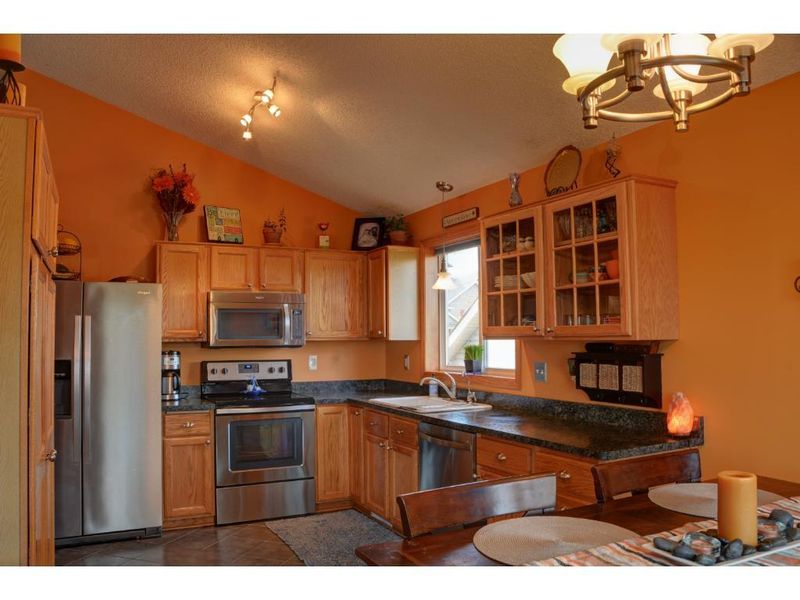 611 11th St, Farmington, MN 55024