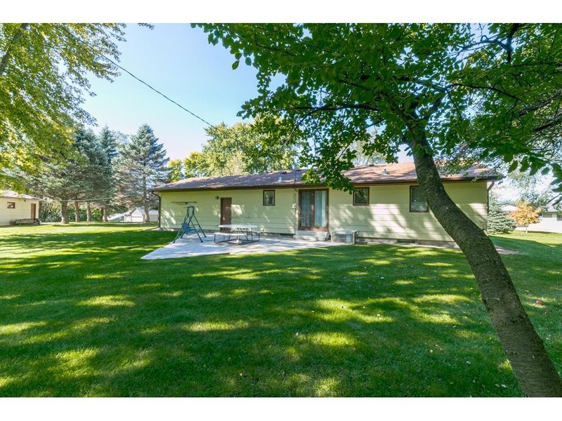 2655 S Shore Dr, Prior Lake, MN 55372