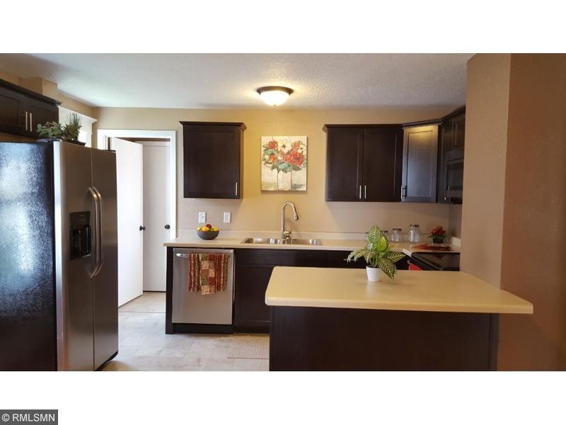 717 High Ave, Gaylord, MN 55334