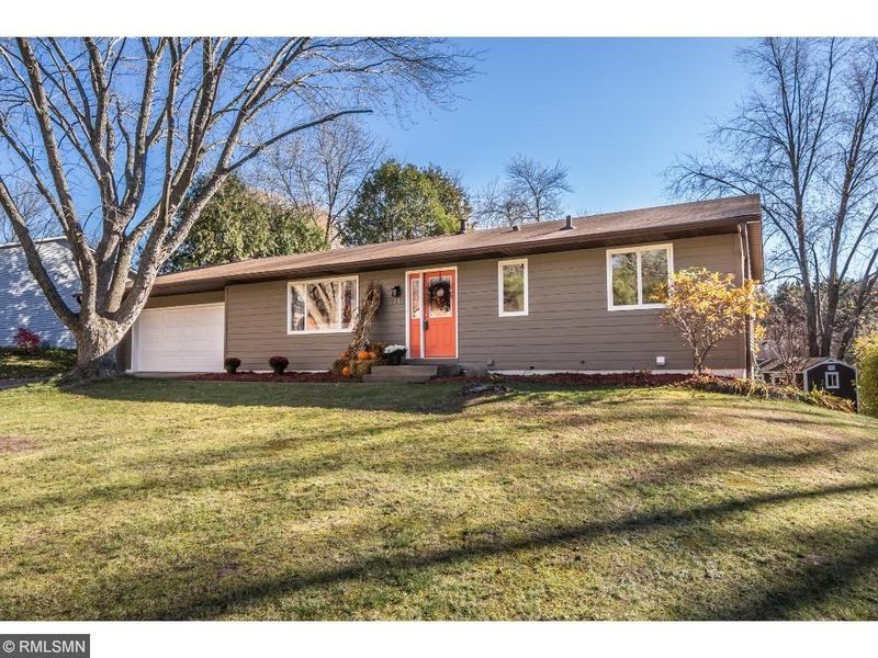 2843 Wildcrest Ln, Stillwater, MN 55082