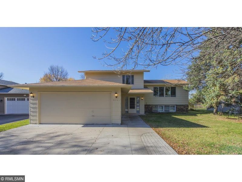 8241 Kentucky Ave N, Brooklyn Park, MN 55445