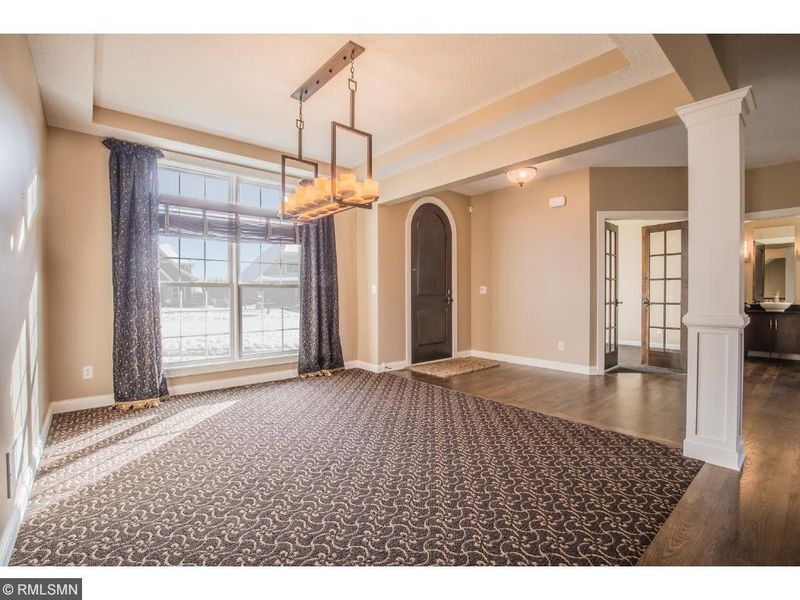 7499 Narcissus Ln N, Maple Grove, MN 55311
