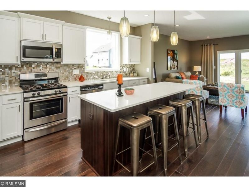 15283 Embry Pa, Apple Valley, MN 55124