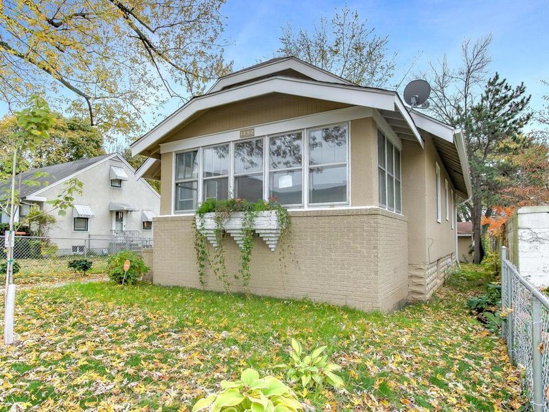 1792 Lacrosse Ave, Saint Paul, MN 55119