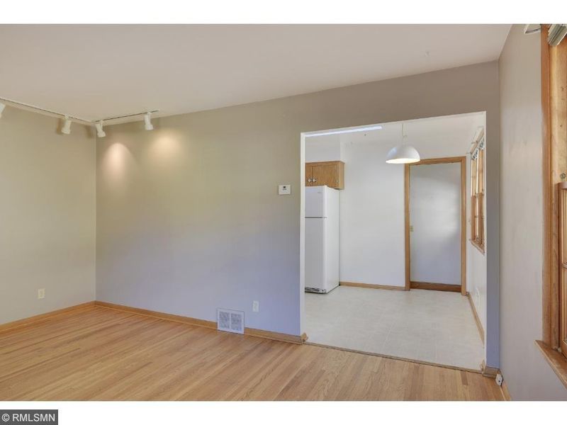 3940 42nd Ave S, Minneapolis, MN 55406