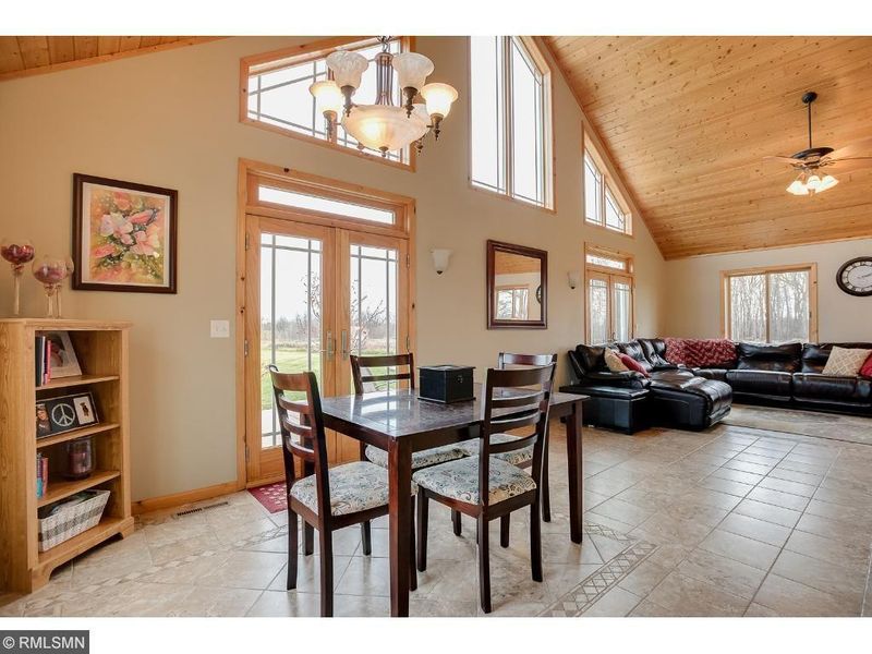 57108 Hickory Ln, Pine City, MN 55063