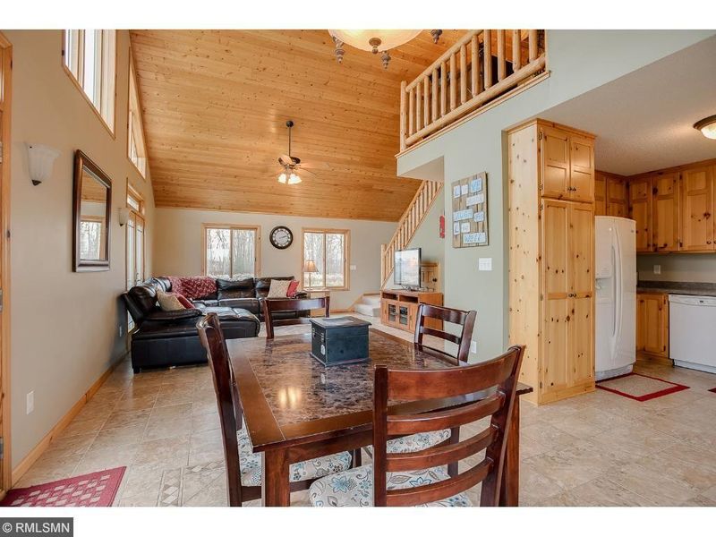 57108 Hickory Ln, Pine City, MN 55063