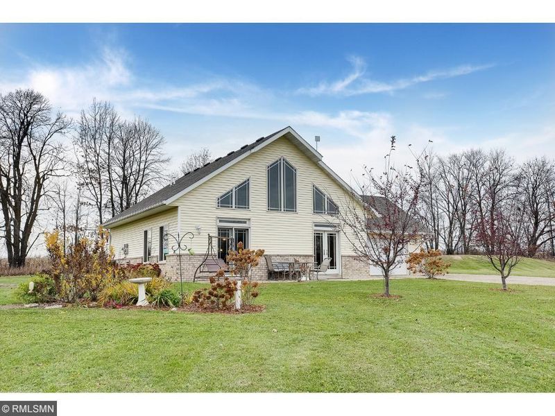 57108 Hickory Ln, Pine City, MN 55063