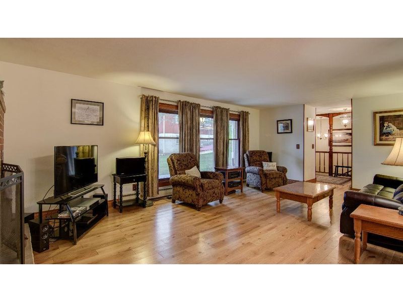 1011 City View Dr, Eau Claire, WI 54701