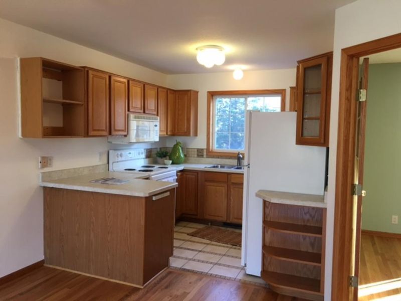 2056 Villard Ave, Saint Paul, MN 55116