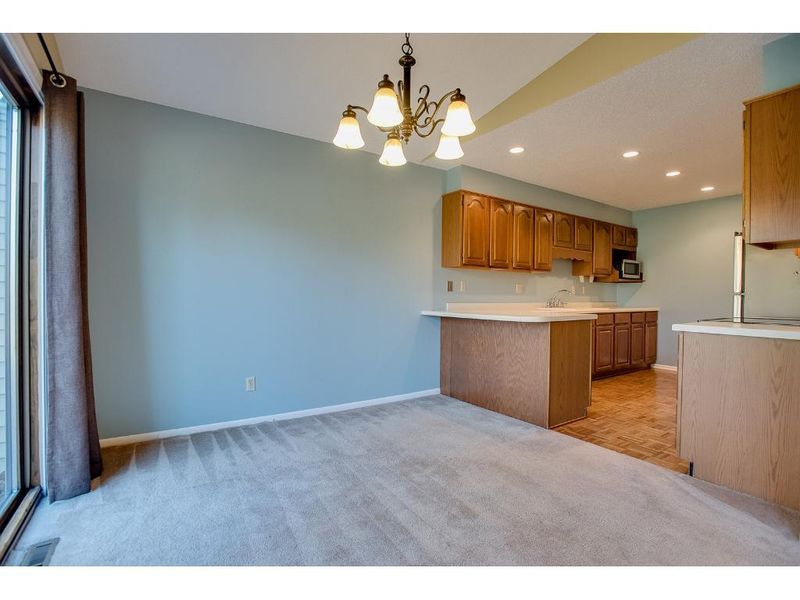 4480 Clover Ln #B, Eagan, MN 55122