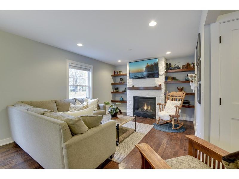 4201 Ottawa Ave S, Saint Louis Park, MN 55416
