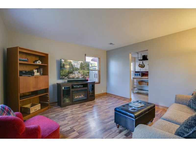 4401 44th Ave S, Minneapolis, MN 55406