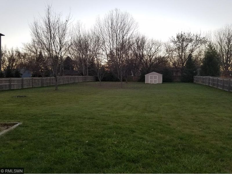 622 Pheasant Rn, Winsted, MN 55395