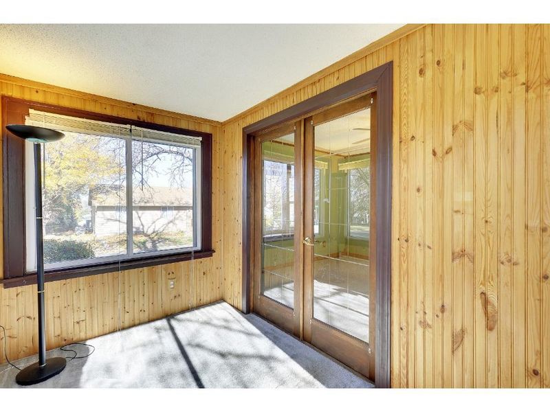 4259 7th St NE, Columbia Heights, MN 55421