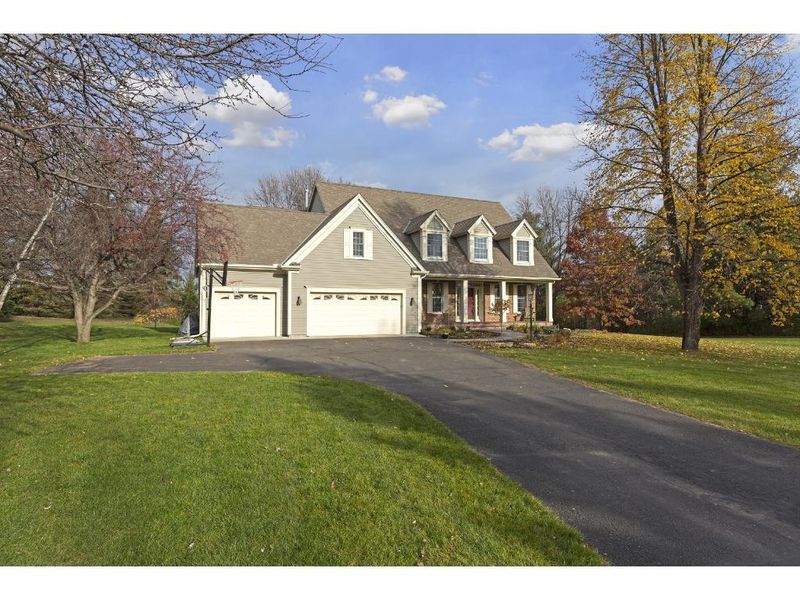 750 Midwest Trl N, Lake Elmo, MN 55042
