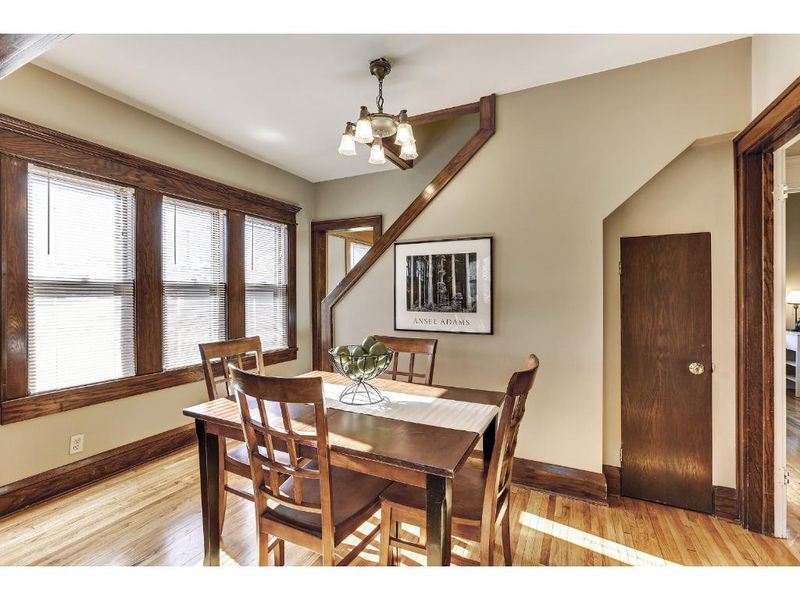 3315 Irving Ave N, Minneapolis, MN 55412