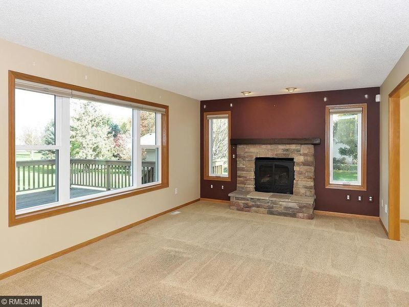 26550 Strawberry Ct, Excelsior, MN 55331