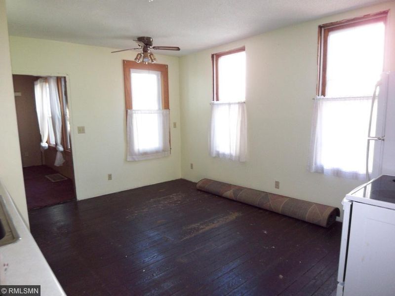 276 Goodhue St, Saint Paul, MN 55102