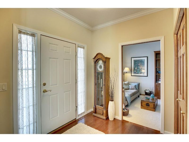 1734 Patriot Rd, Northfield, MN 55057