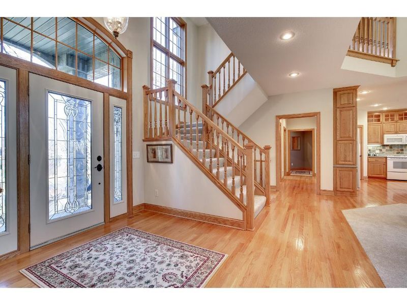 3506 Thorwood Ct, Eagan, MN 55123