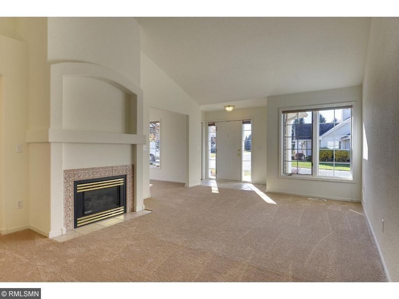 3271 Northdale Ln NW, Coon Rapids, MN 55448
