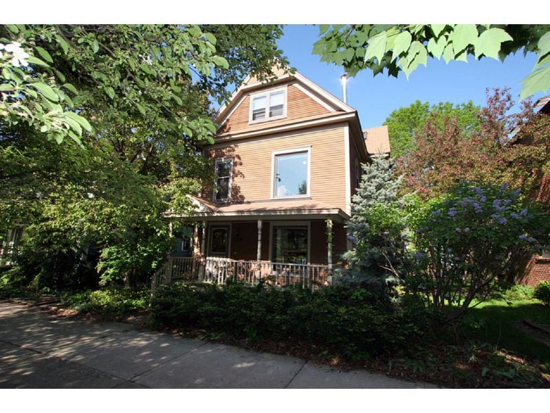 2318 Milwaukee Ave, Minneapolis, MN 55404