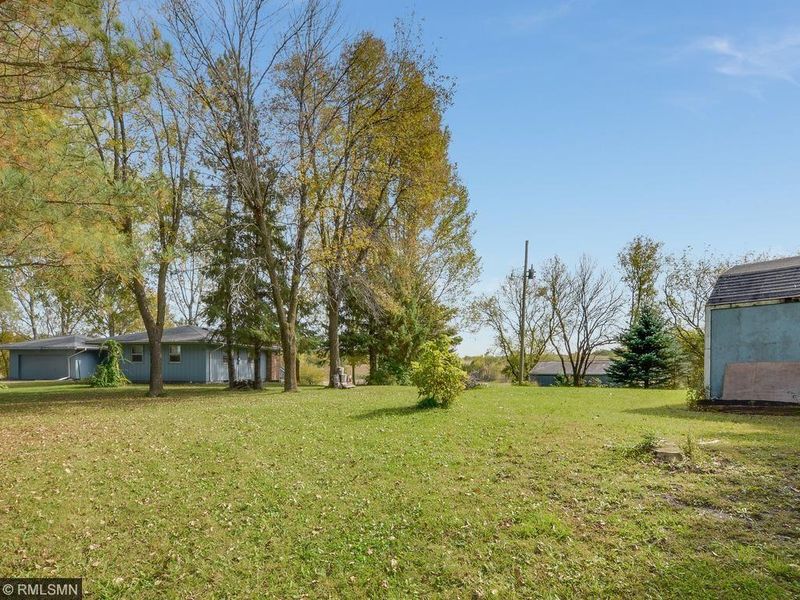 27181 Dakota Ave, Elko, MN 55020