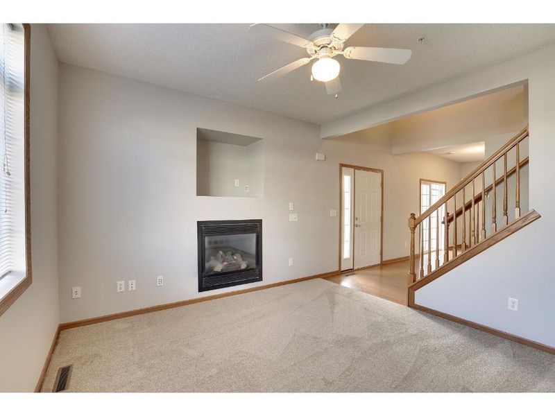 6563 Olive Ln N, Maple Grove, MN 55311