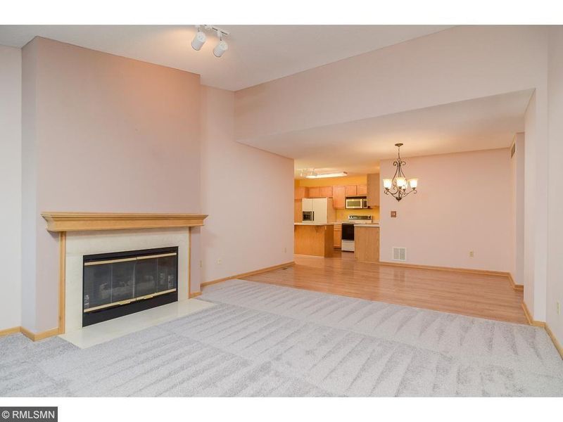 2762 87th St E #15, Inver Grove Heights, MN 55076