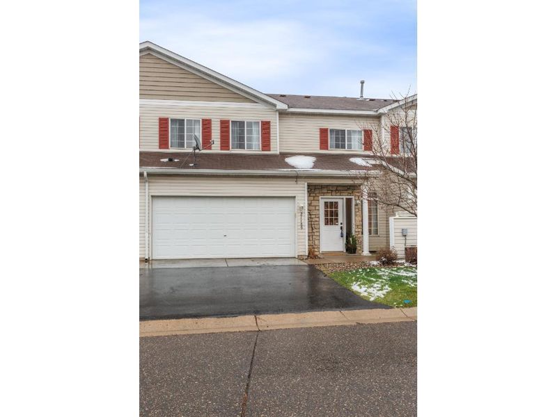21189 Pinto Pl, Forest Lake, MN 55025