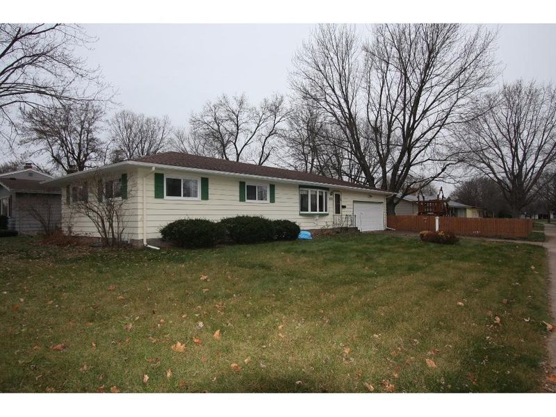 1431 Taft Ave, Eau Claire, WI 54701