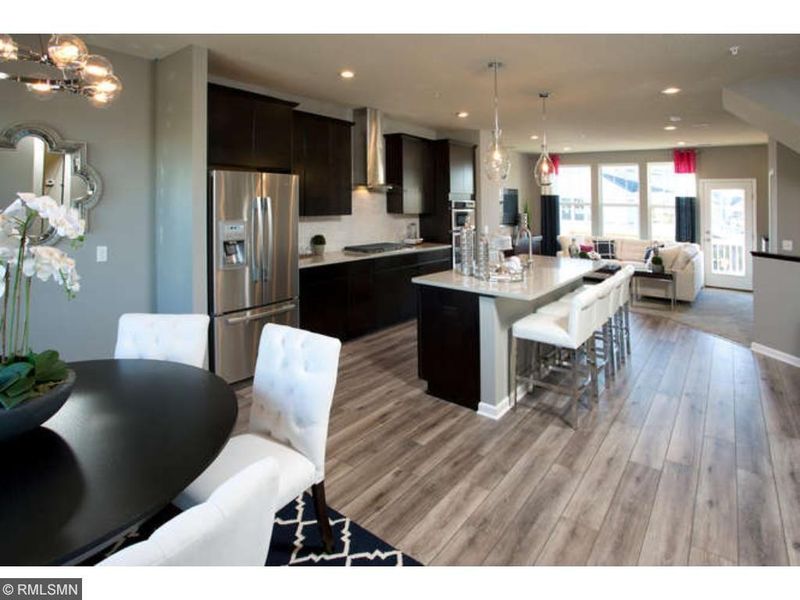 15469 Eames Way, Apple Valley, MN 55124