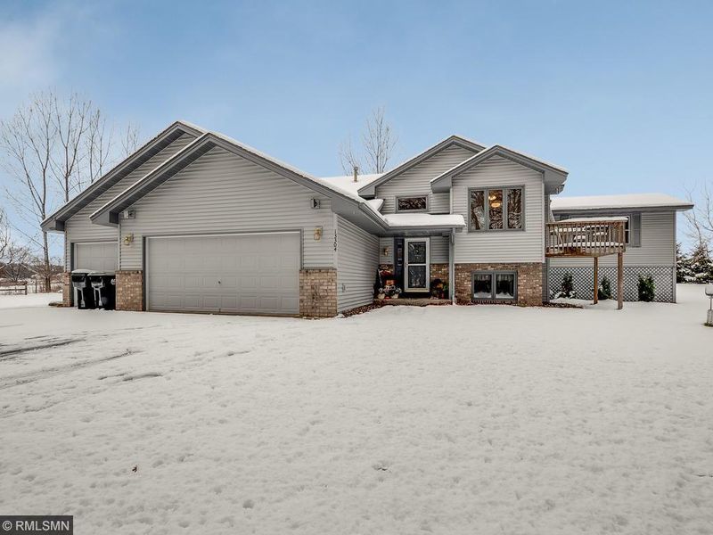13304 290th Ave NW, Zimmerman, MN 55398