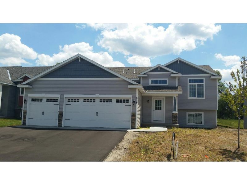 13838 Martin St NW, Andover, MN 55304